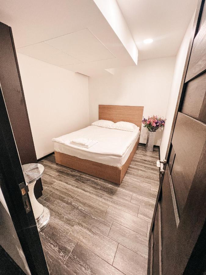 It Hotel Tumanyan Street Erywań Zewnętrze zdjęcie